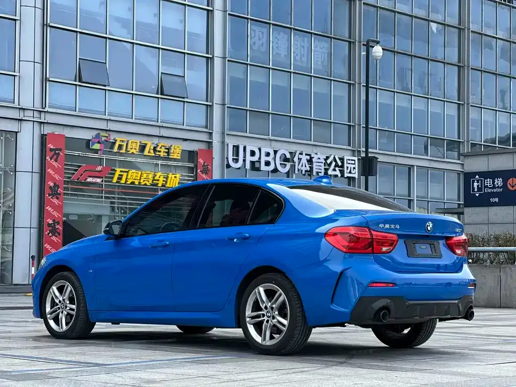 BMW 1 Series 2021 из CN, фото 5