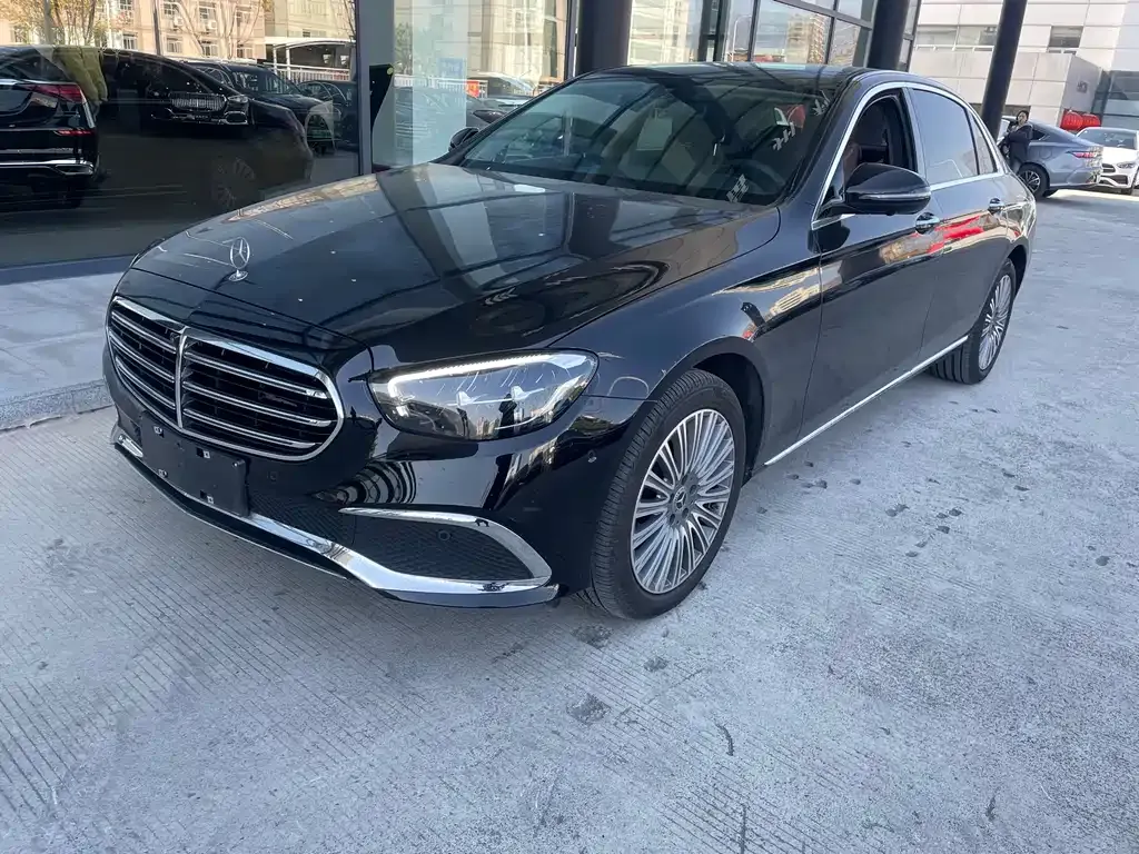 Mercedes-Benz E-Class 2023 из CN, фото 1