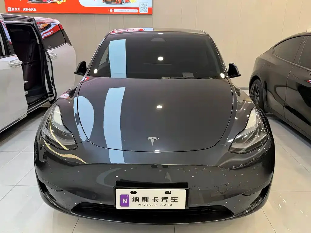 Tesla Model Y 2024 из CN, фото 2