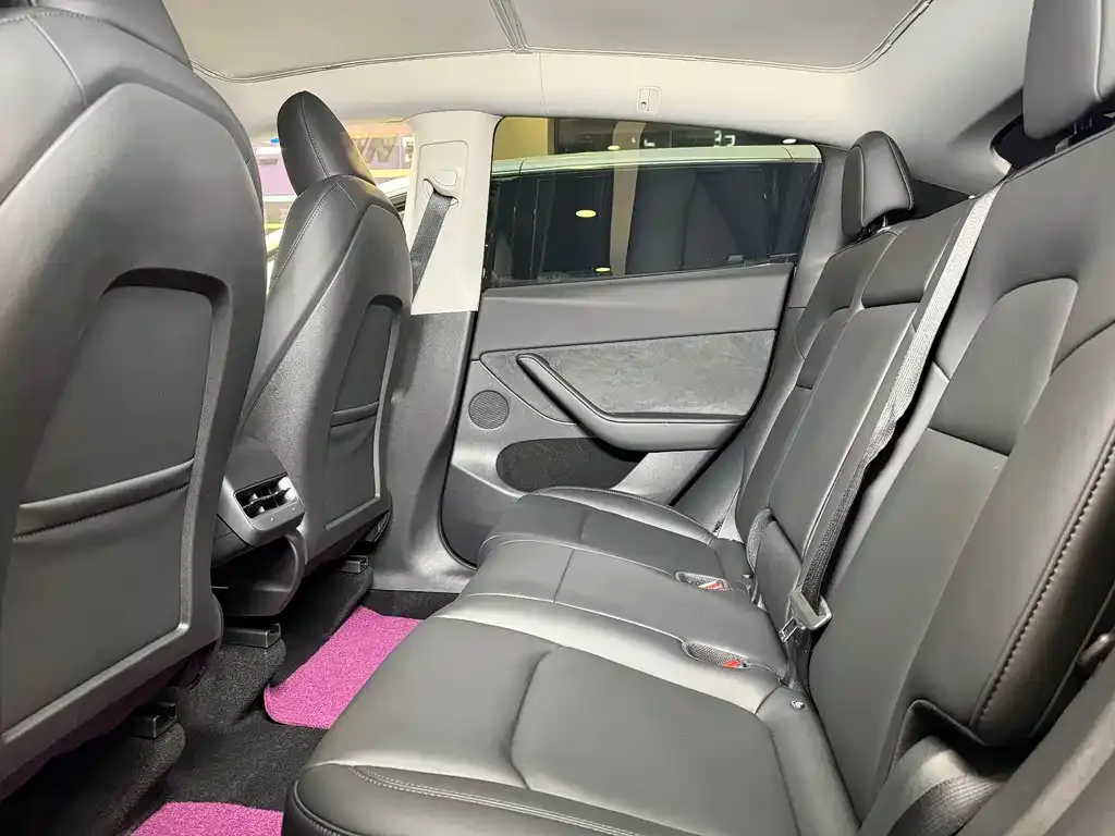 Tesla Model Y 2024 из CN, фото 7