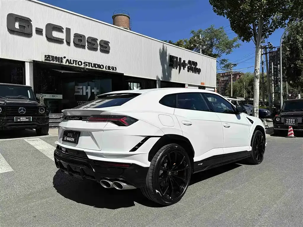 Lamborghini Urus 2023 из CN, фото 5