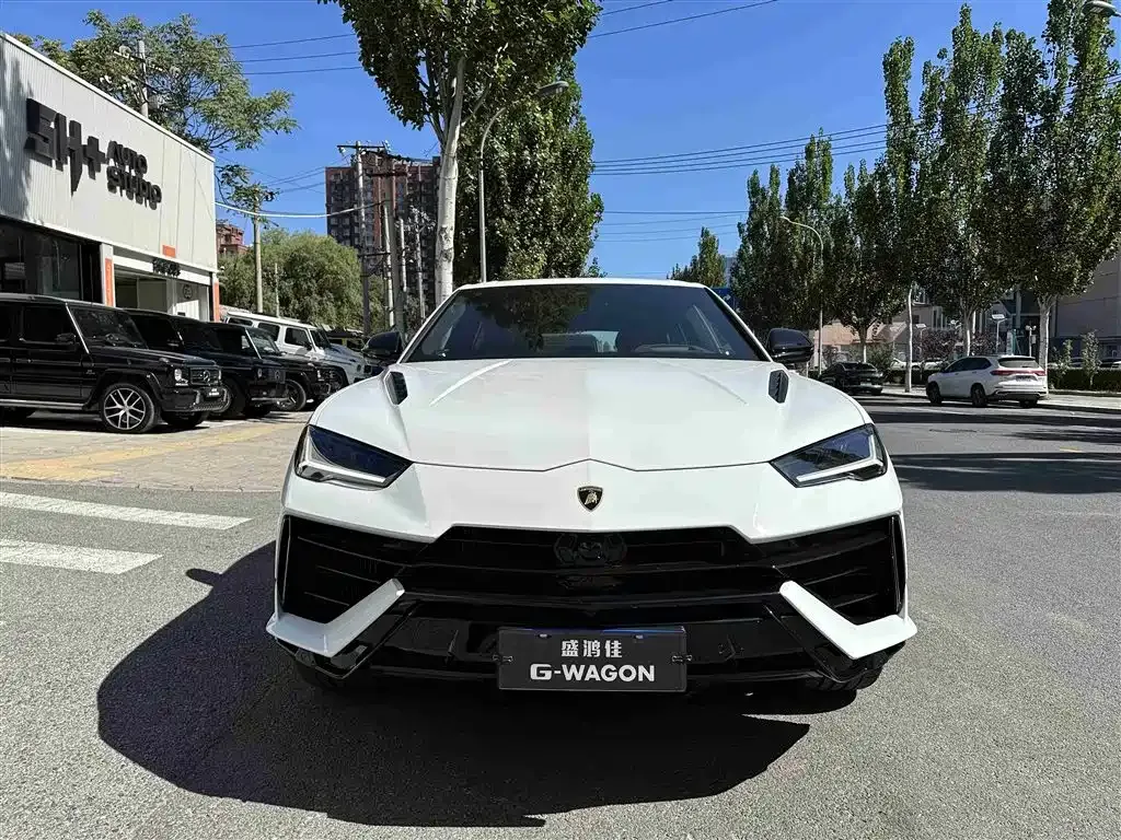 Lamborghini Urus 2023 из CN, фото 6