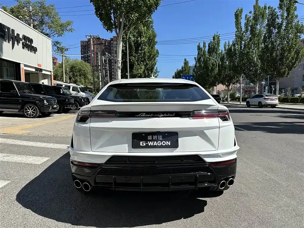 Lamborghini Urus 2023 из CN, фото 10