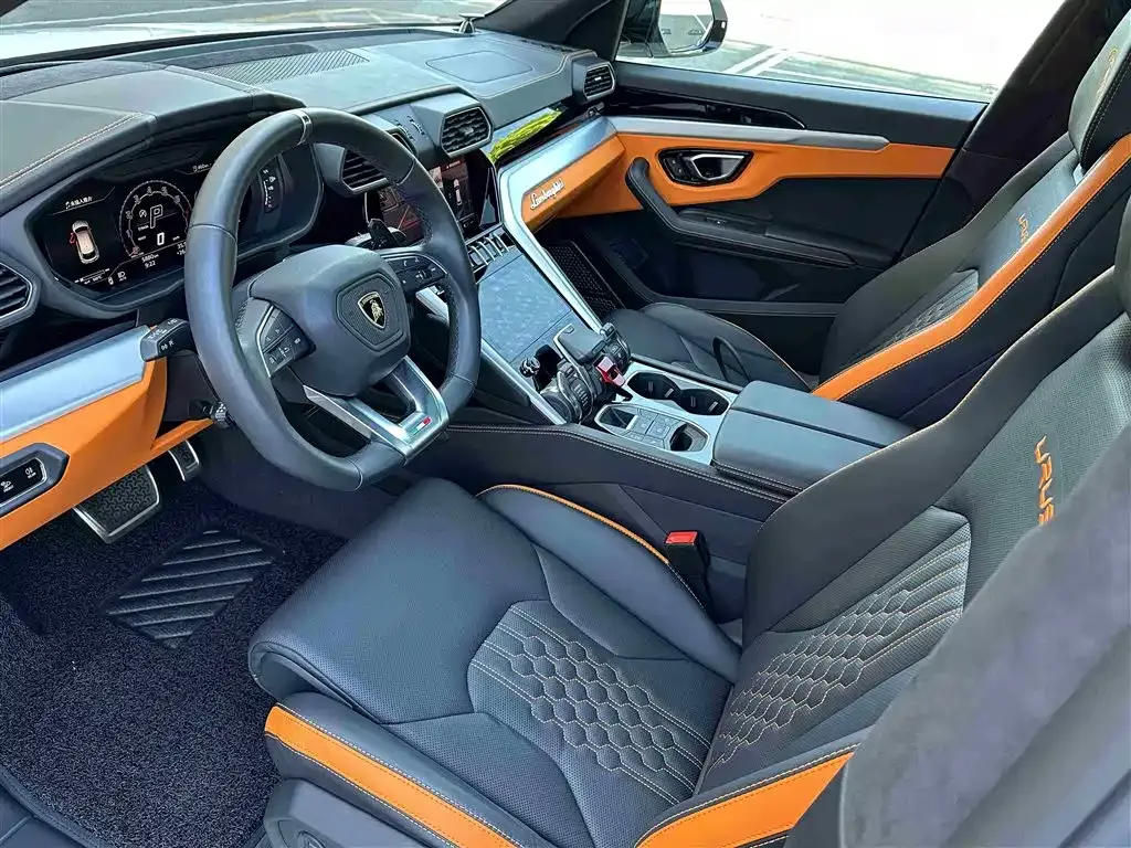 Lamborghini Urus 2023 из CN, фото 8