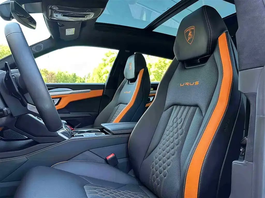 Lamborghini Urus 2023 из CN, фото 7
