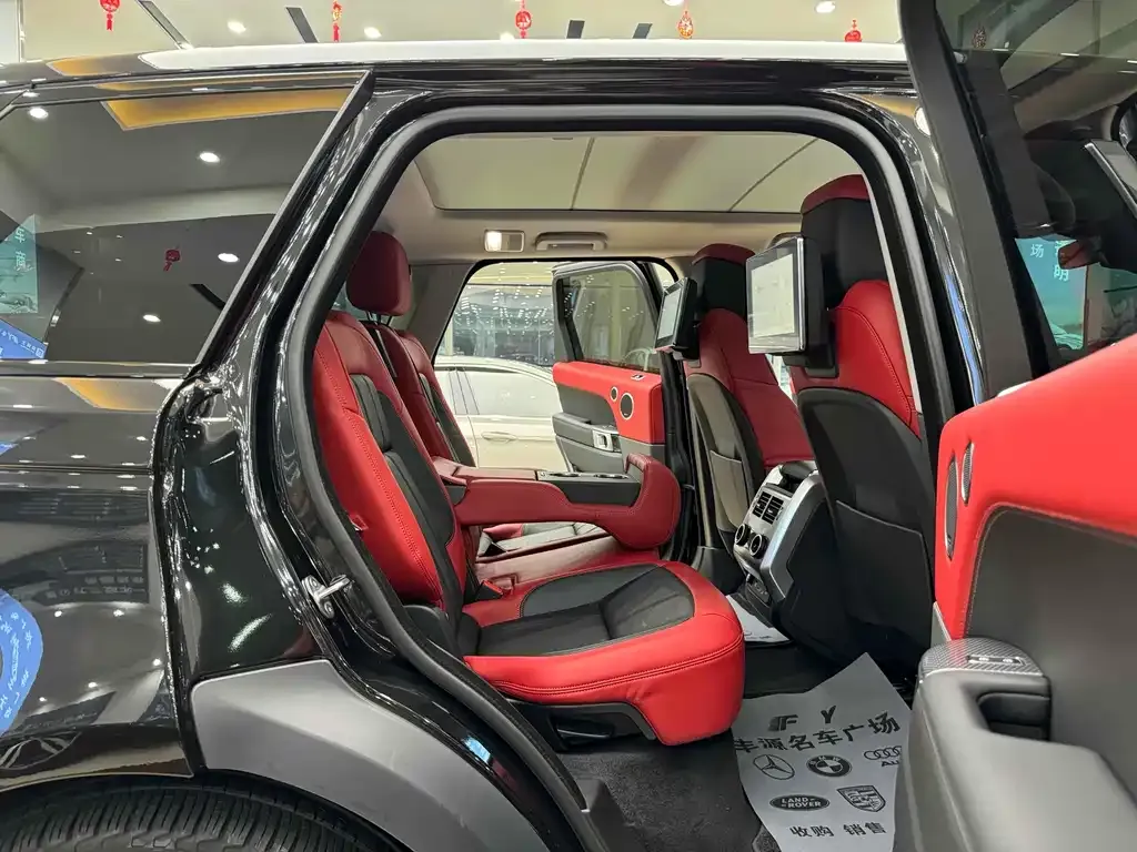 Land Rover Sport 2021 из CN, фото 2