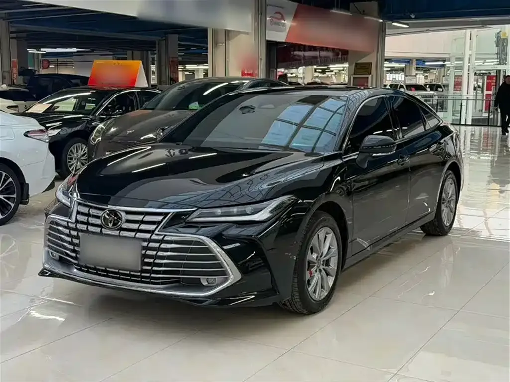Toyota Avalon 2024 из CN, фото 1