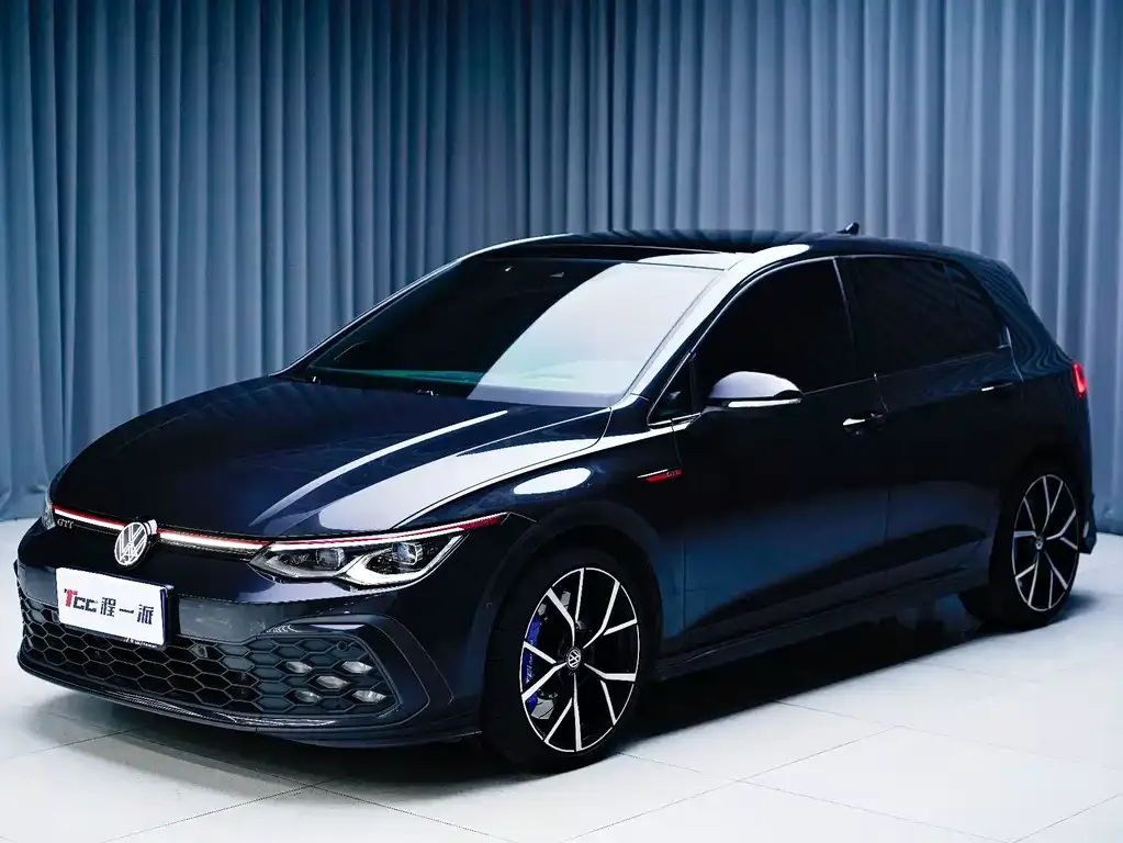 Volkswagen Golf GTI 2022 из CN, фото 1