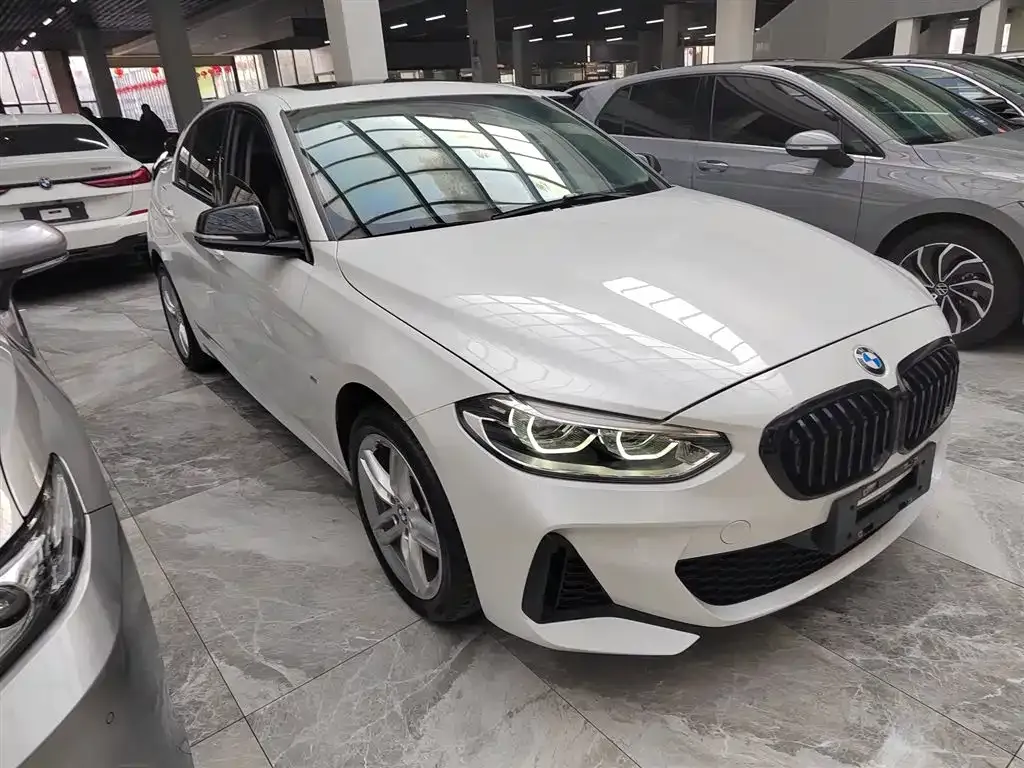 BMW 1 Series 2022 из CN, фото 7