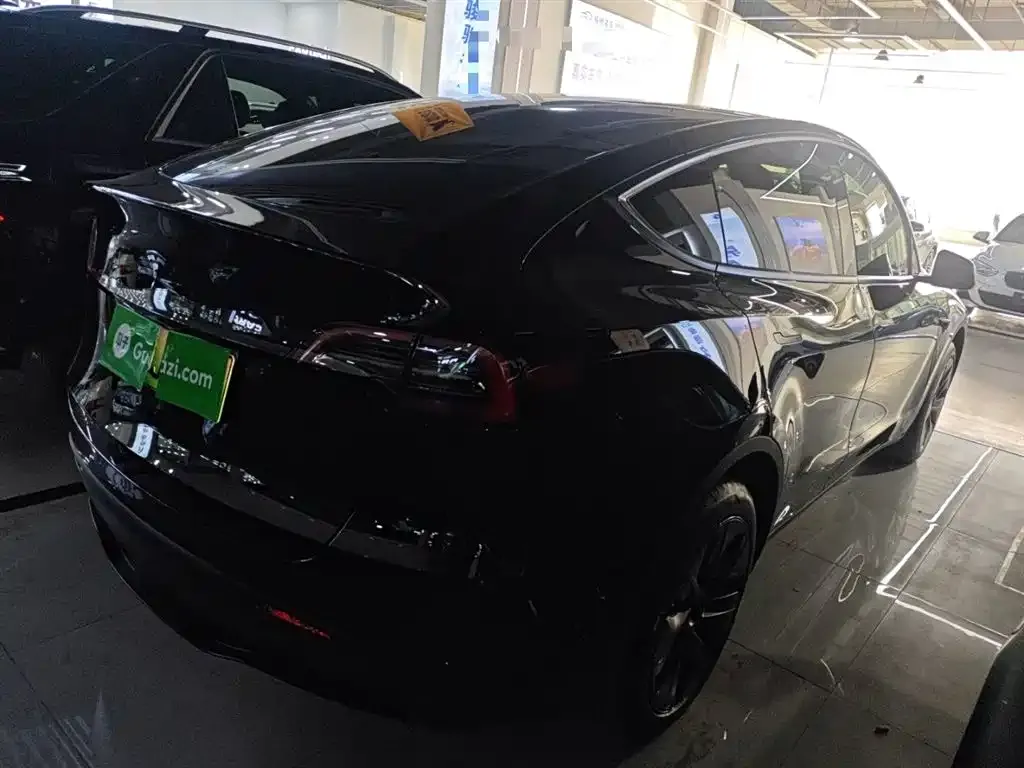 Tesla Model Y 2024 из CN, фото 4