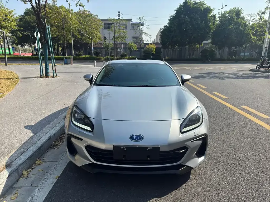 Subaru BRZ 2022 из CN, фото 4