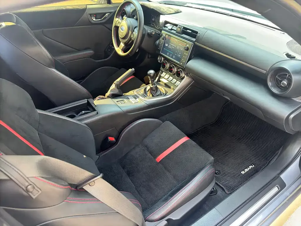 Subaru BRZ 2022 из CN, фото 3