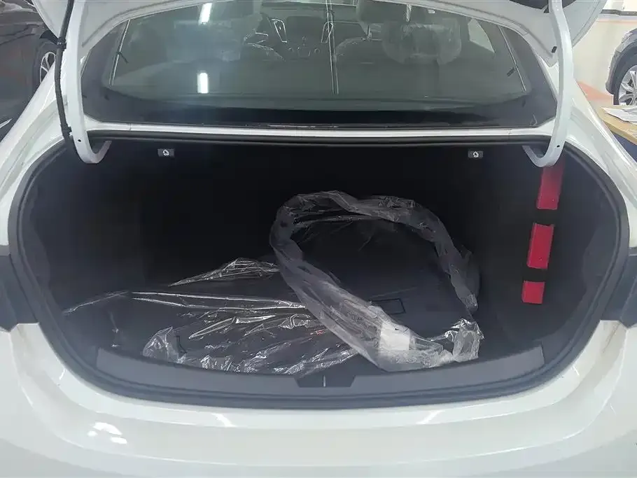 Chevrolet Malibu XL 2026 из CN, фото 8