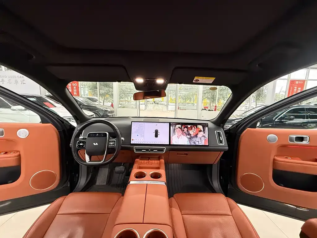 Li Auto L8 2024 из CN, фото 6