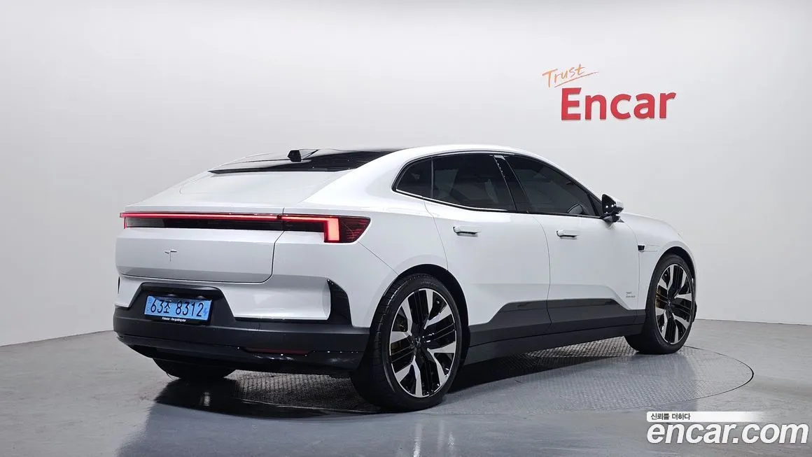 Polestar Polestar 4 — фото 4