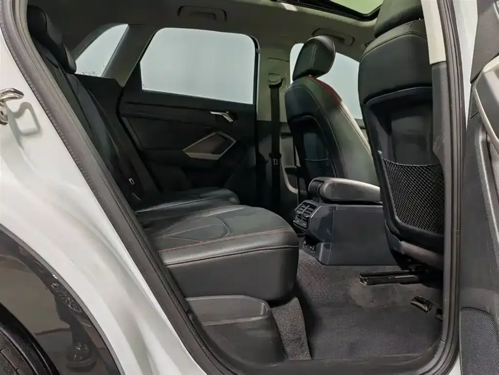 Audi Q3 2021 из CN, фото 5