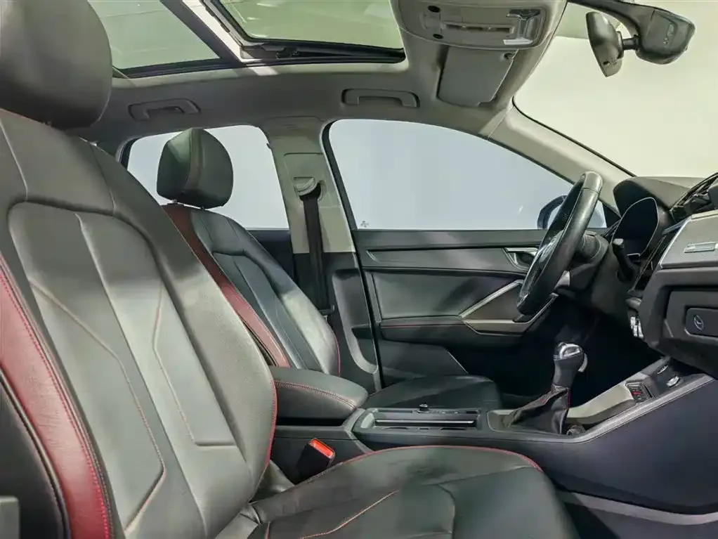 Audi Q3 2021 из CN, фото 8