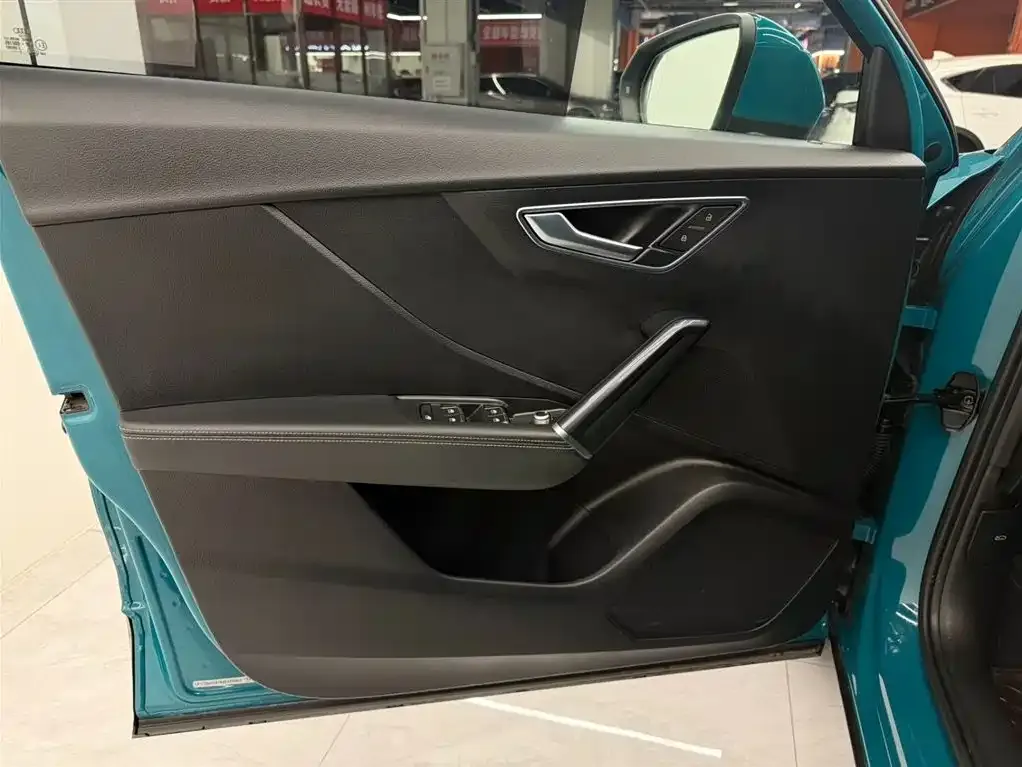 Audi Q2L 2022 из CN, фото 3