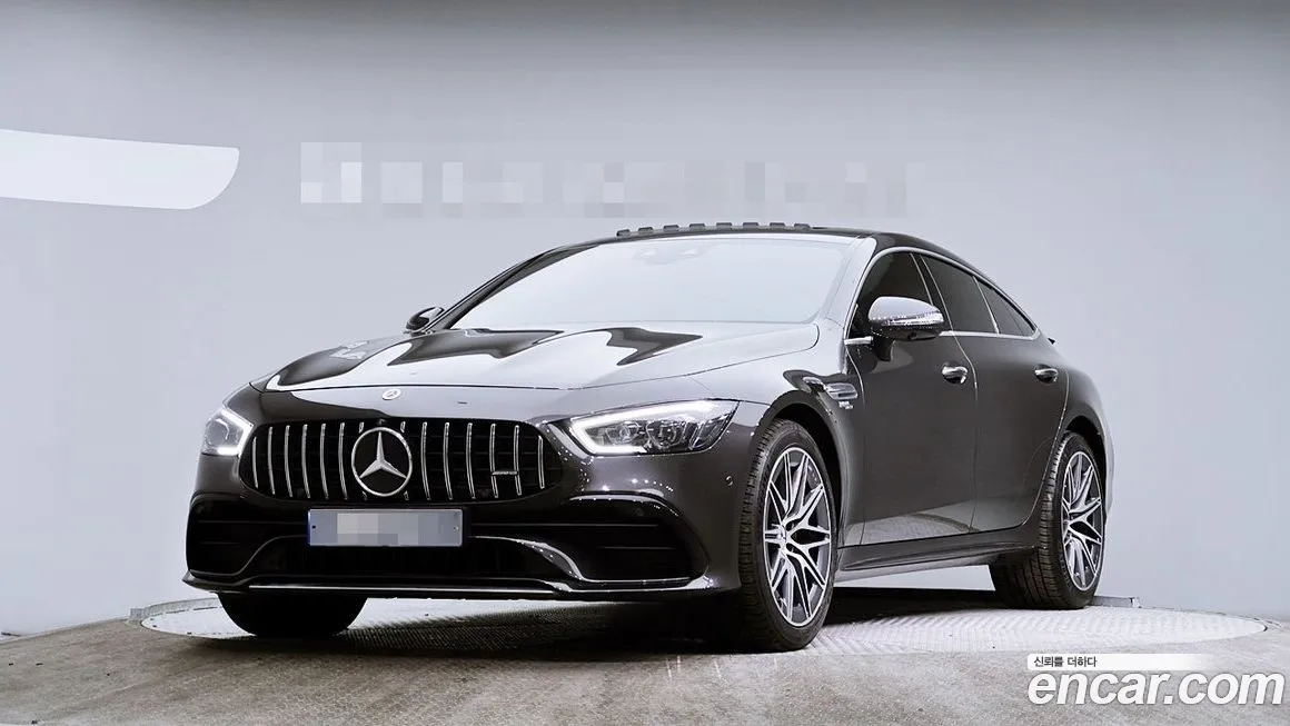 Mercedes-Benz AMG GT — фото 1
