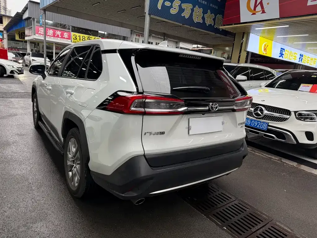 Toyota Wildlander 2021 из CN, фото 3