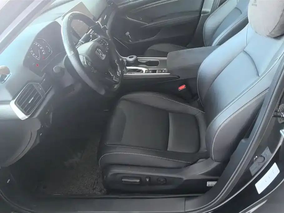 Honda Accord 2023 из CN, фото 9