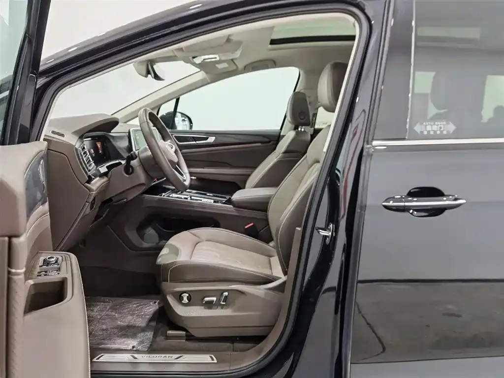 Volkswagen Viloran 2023 из CN, фото 5