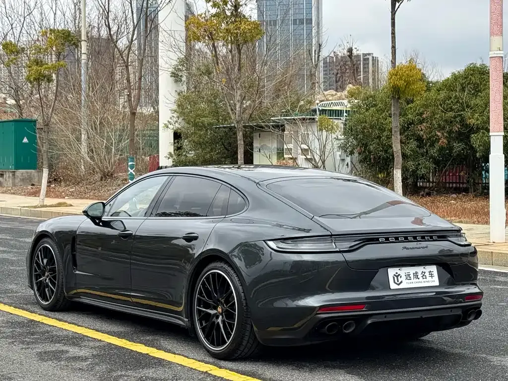 Porsche Panamera — фото 10