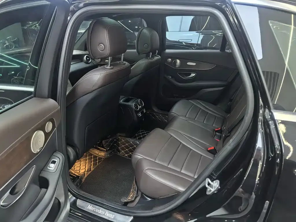 Mercedes-Benz GLC 2023 из CN, фото 10
