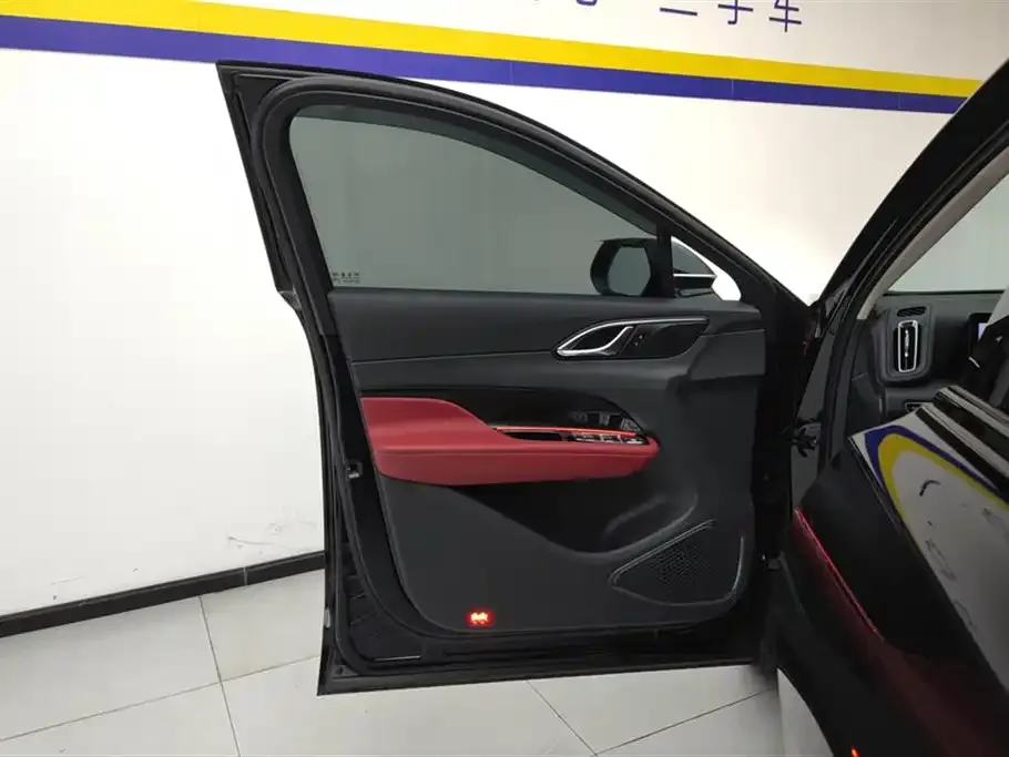 Hongqi HS3 2024 из CN, фото 4