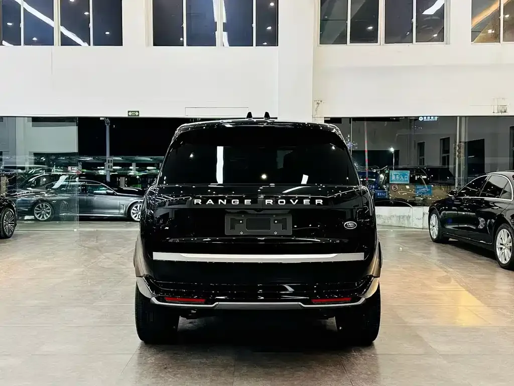 Land Rover Range Rover 2024 из CN, фото 3