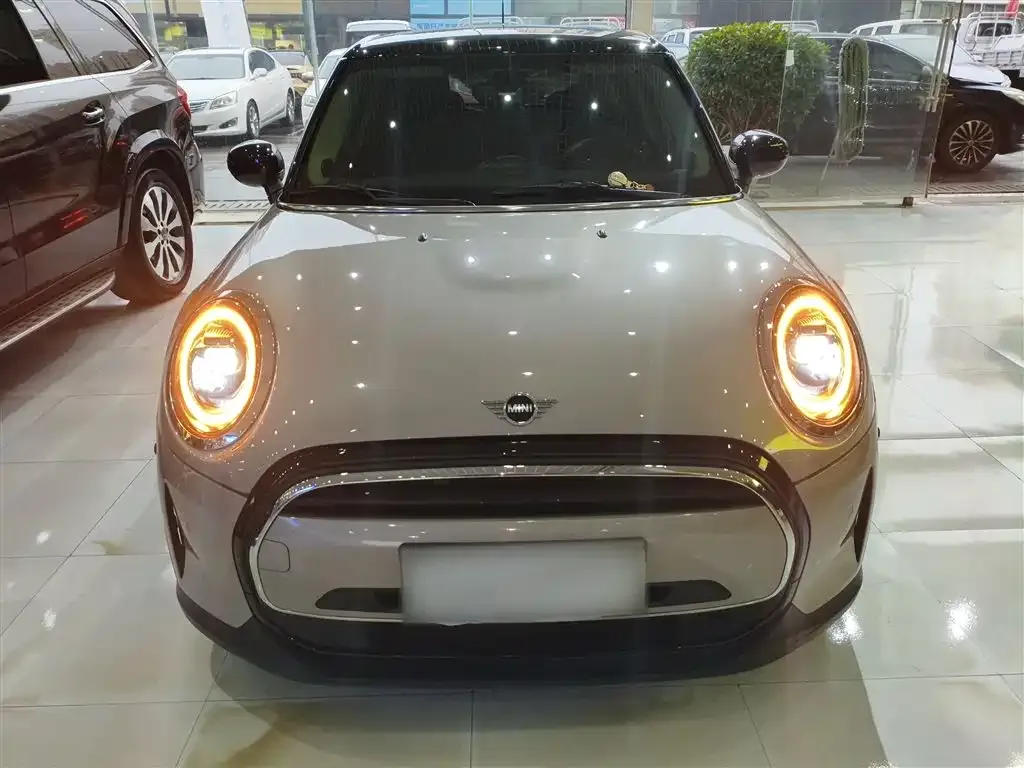 MINI Cooper (3-door) 2023 из CN, фото 7