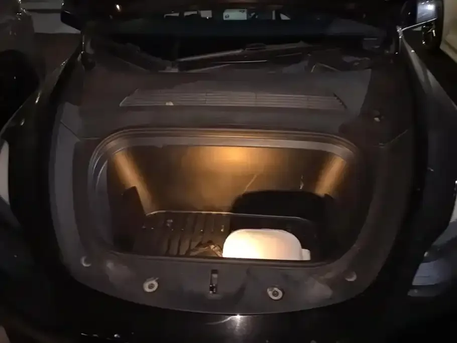 Tesla Model Y 2023 из CN, фото 3