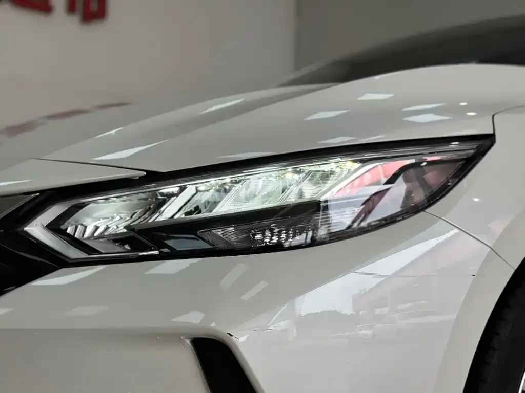 Nissan Sylphy 2022 из CN, фото 3