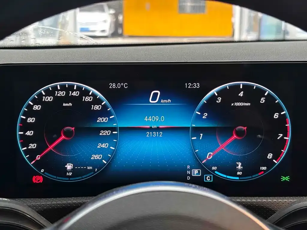 Mercedes-Benz CLA (Import) — фото 3