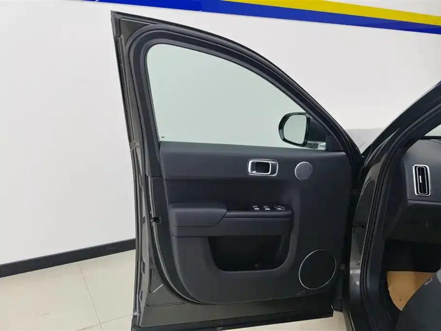 Li Auto L8 2023 из CN, фото 2
