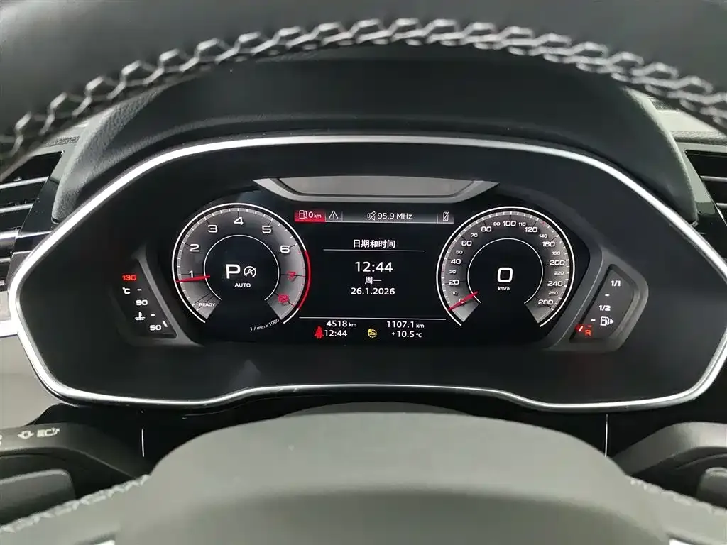 Audi Q3 2024 из CN, фото 6