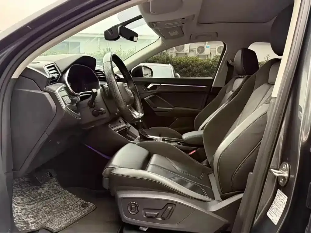 Audi Q3 2023 из CN, фото 5