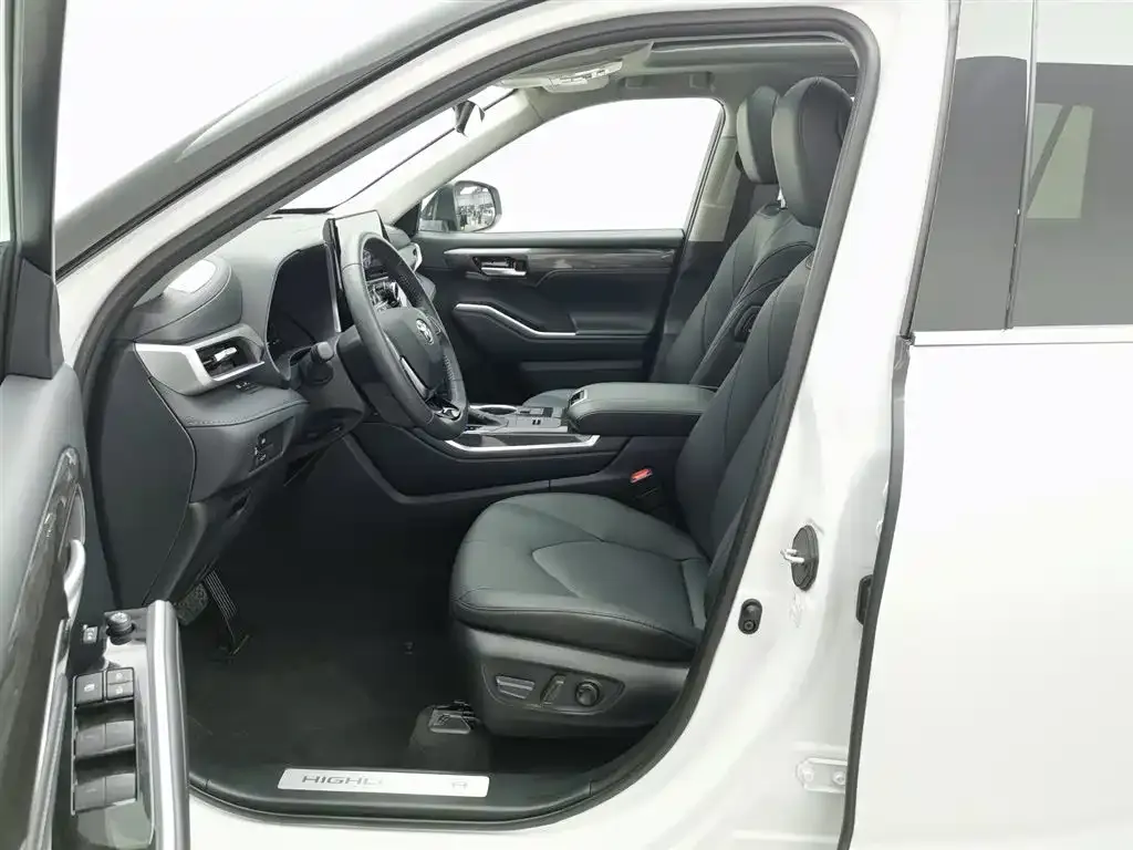 Toyota Highlander 2025 из CN, фото 7