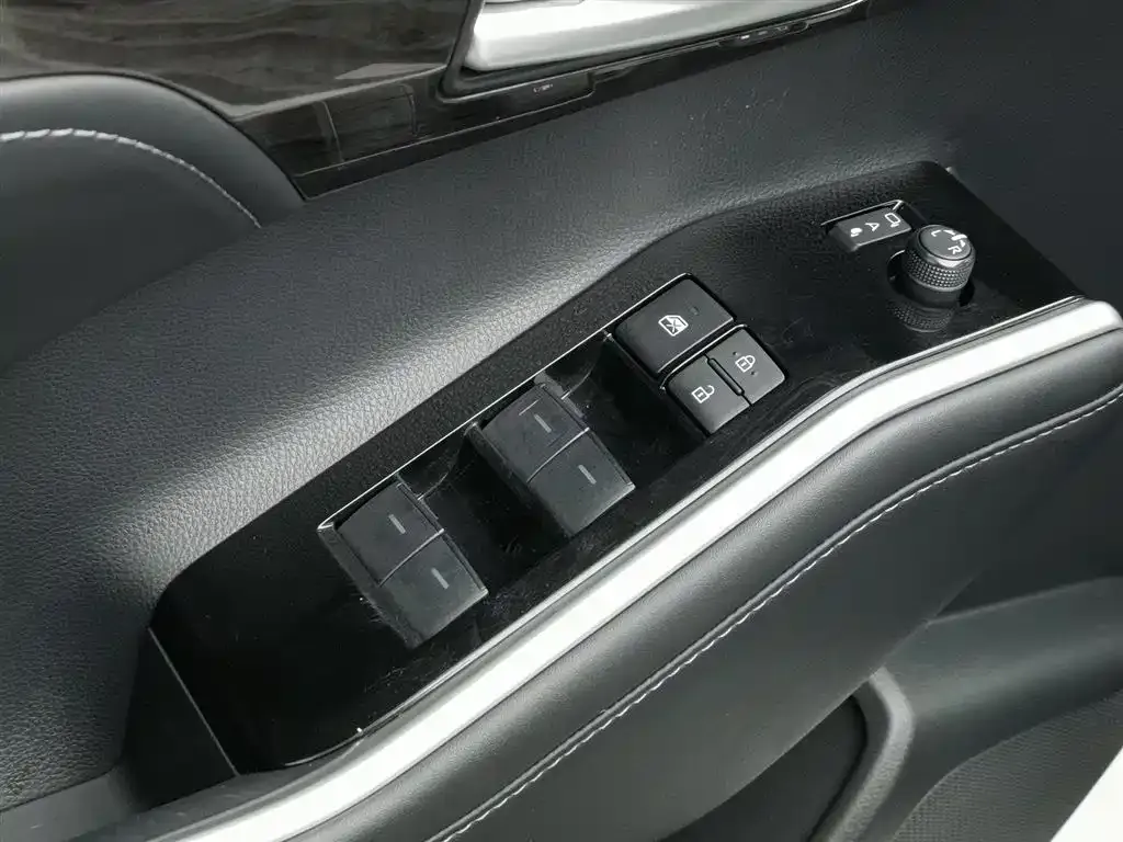 Toyota Highlander 2025 из CN, фото 4