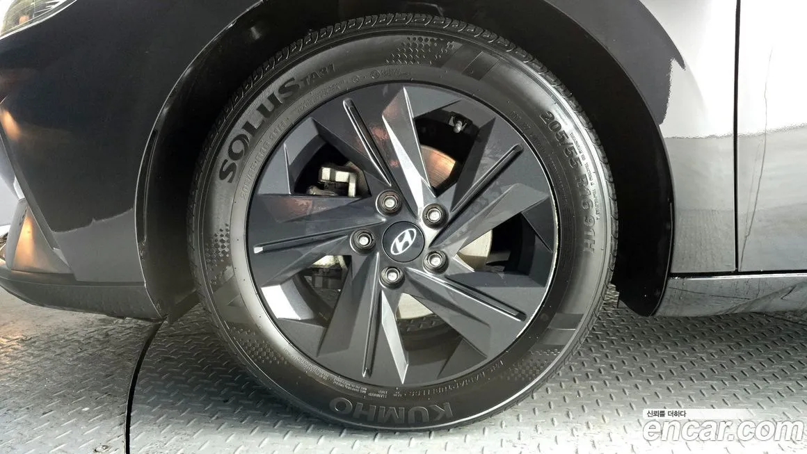 Hyundai AVANTE — фото 9