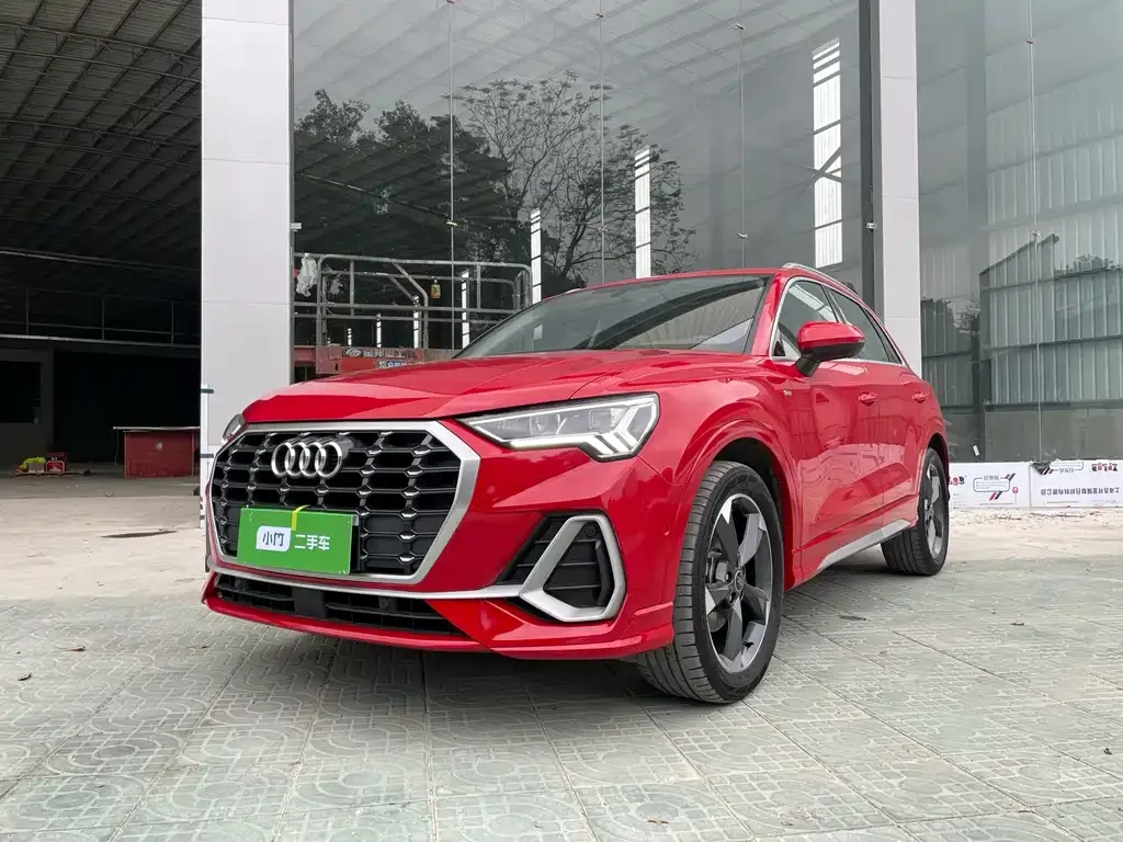 Audi Q3 2024 из CN, фото 1