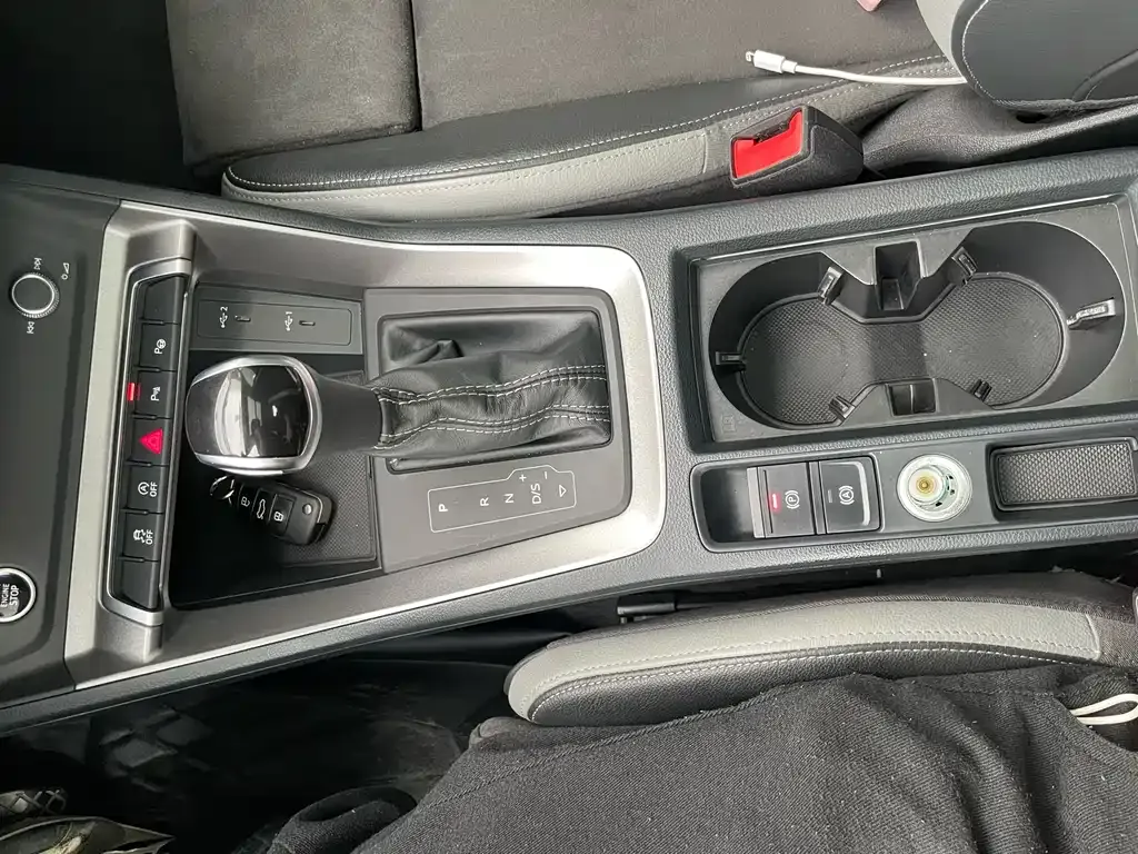 Audi Q3 2024 из CN, фото 10