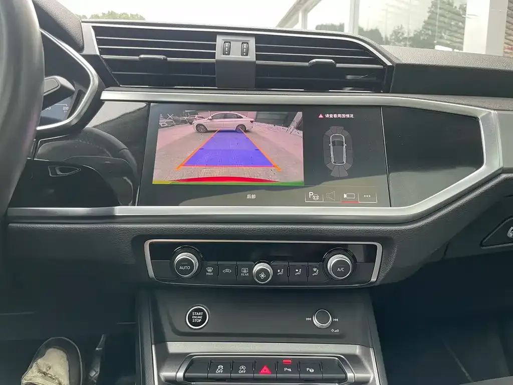 Audi Q3 2024 из CN, фото 4