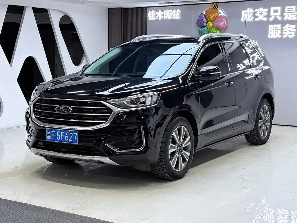 Ford Edge — фото 1