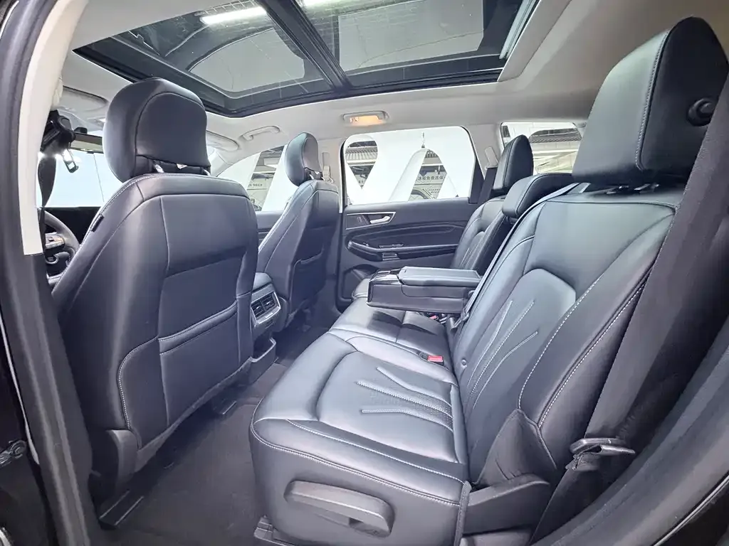 Ford Edge — фото 2