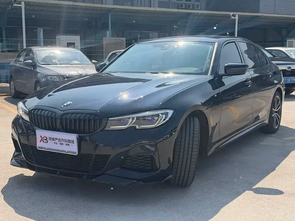 BMW 3 Series 2021 из CN, фото 1
