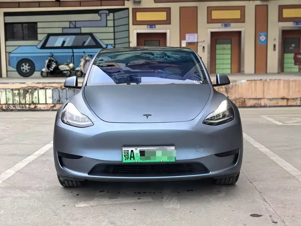 Tesla Model Y — фото 4