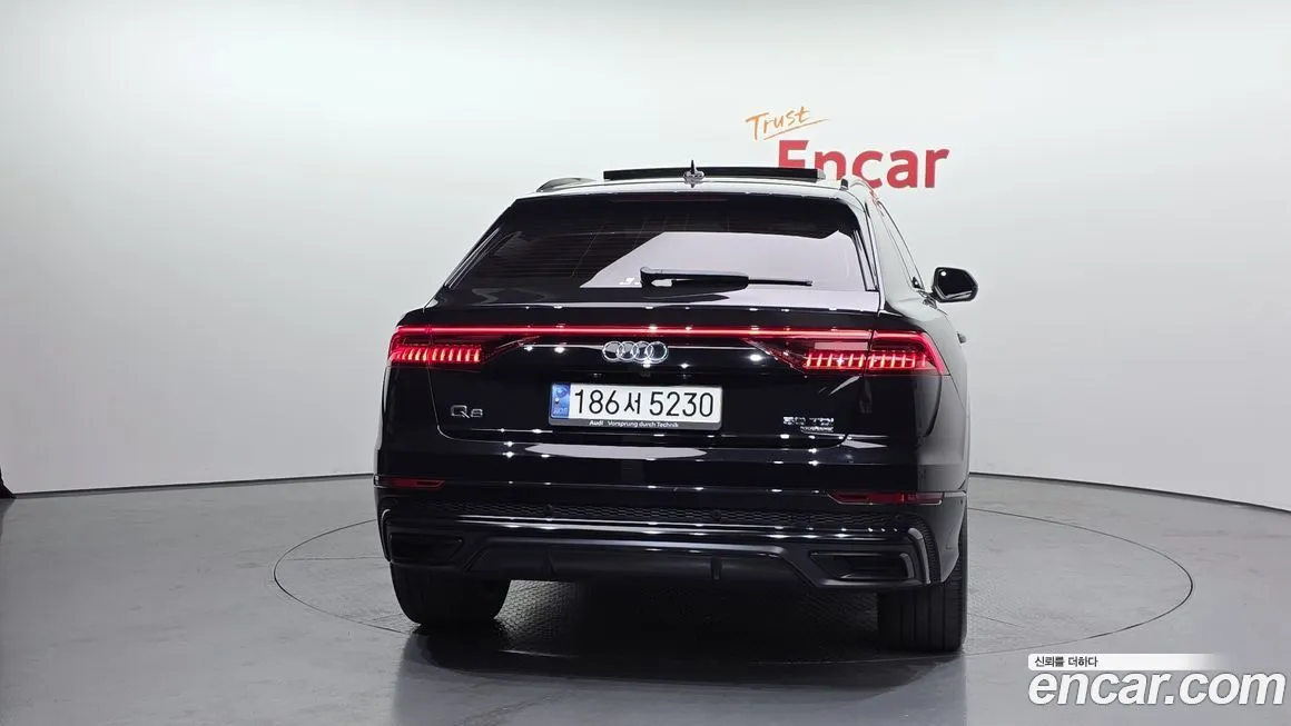 Audi Q8 2021 из KR, фото 8