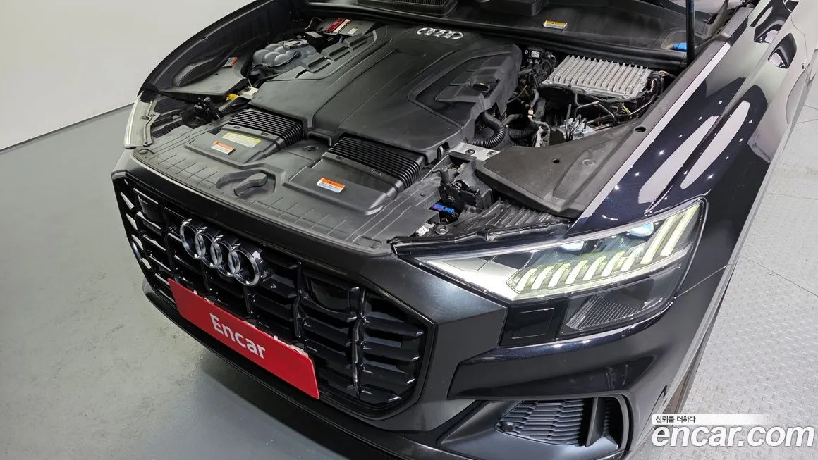 Audi Q8 2021 из KR, фото 9