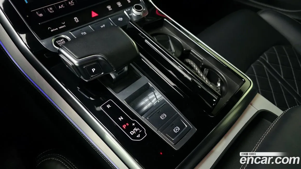Audi Q8 2021 из KR, фото 3